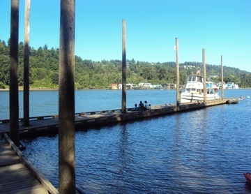 Sellwood neighborhood public dock, photo Portland Family Adventures