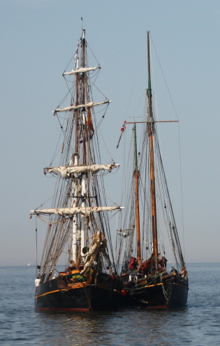 Two friends meet for the first time: Tres Hombres and Nordlys 
